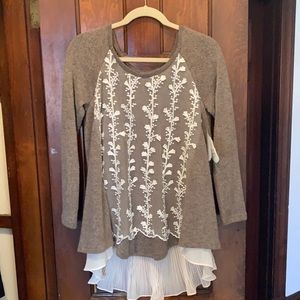 Altar’d State sweater with liner